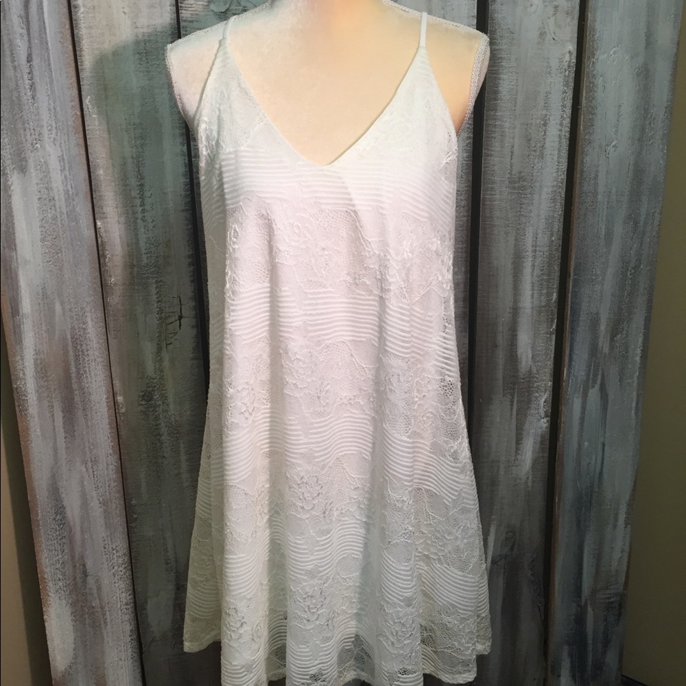 Alya White Lace Summer Dress